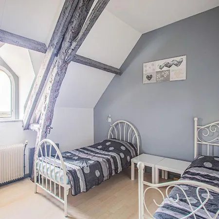 Holiday home Elegant Near Les Eyzies De Tayac *