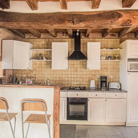 Holiday home Elegant Near Les Eyzies De Tayac