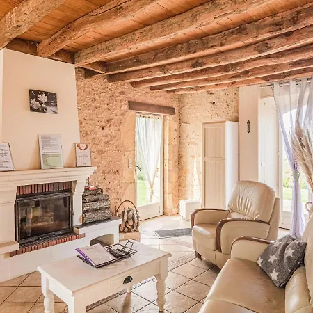 Elegant Near Les Eyzies De Tayac Holiday home